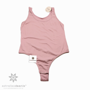 BODY MUSCULOSA TALLE M